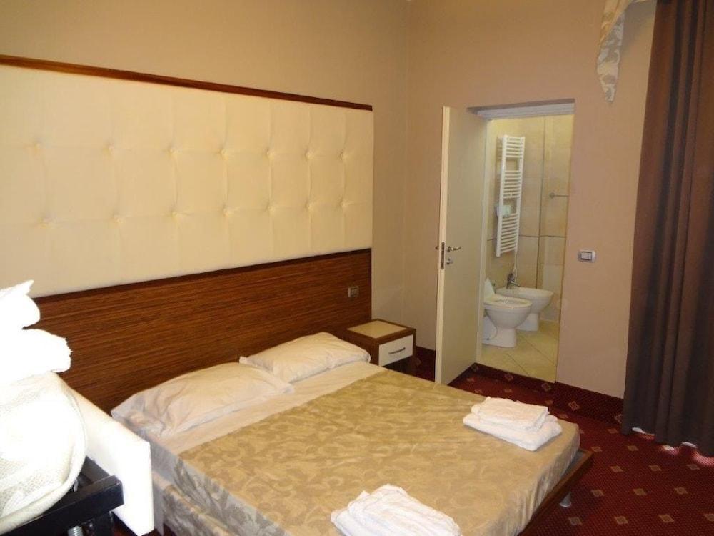 Hotel In Cesenatico Eksteriør bilde