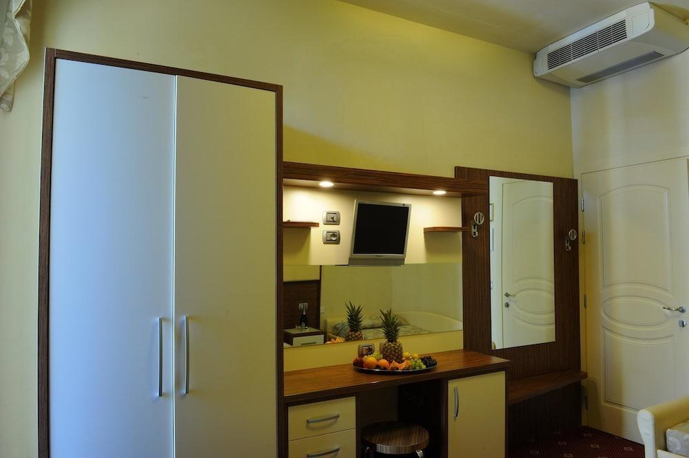 Hotel In Cesenatico Eksteriør bilde