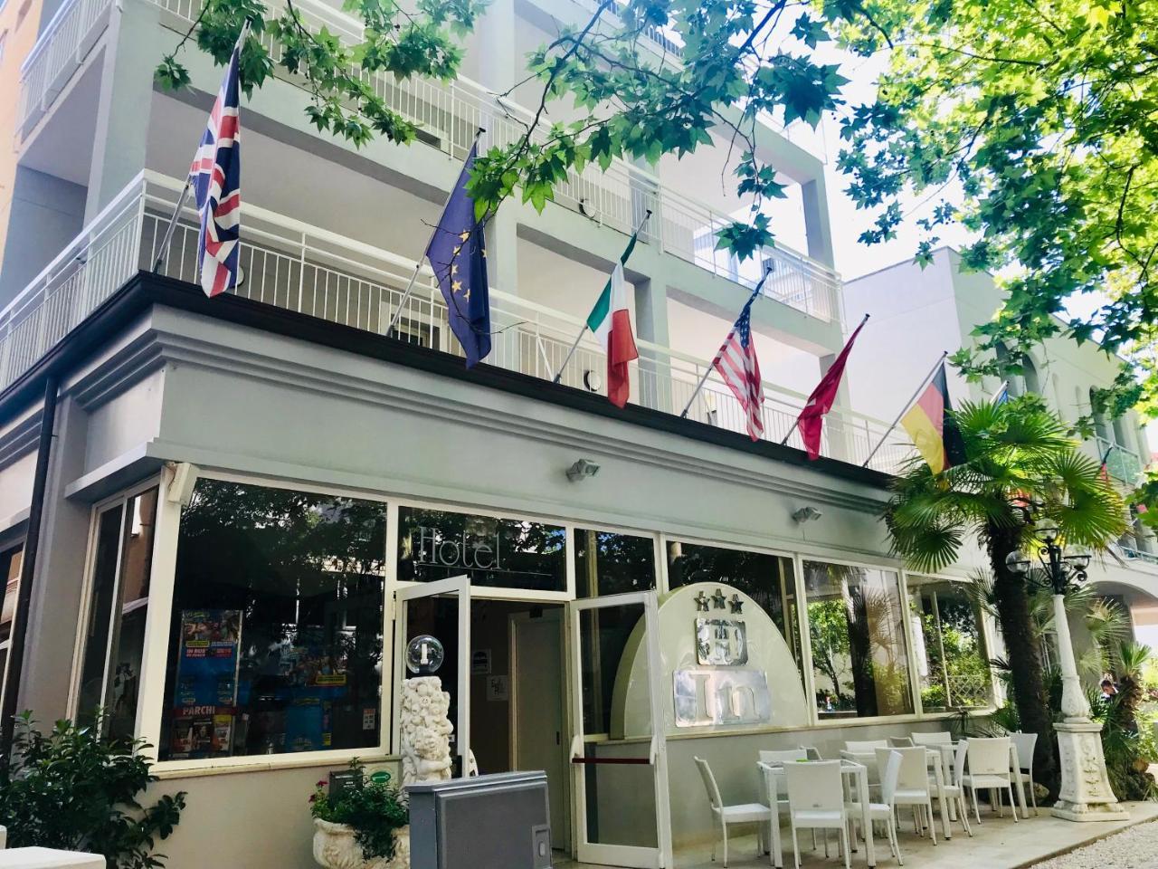 Hotel In Cesenatico Eksteriør bilde