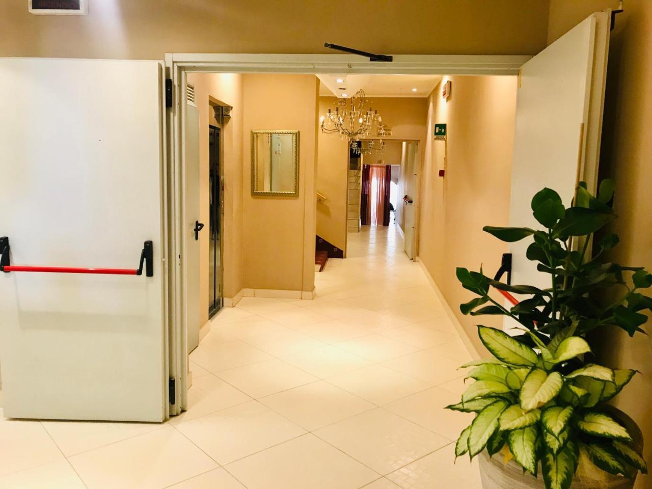 Hotel In Cesenatico Eksteriør bilde