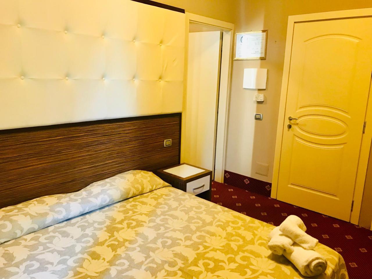 Hotel In Cesenatico Eksteriør bilde